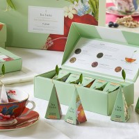 Pachet cadou cu 10 piramide de ceai Petite Ribbon box Fleur